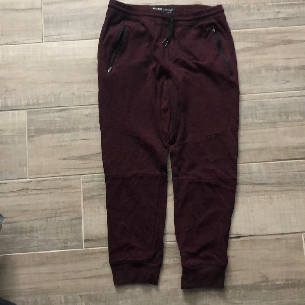 Boys maroon joggers